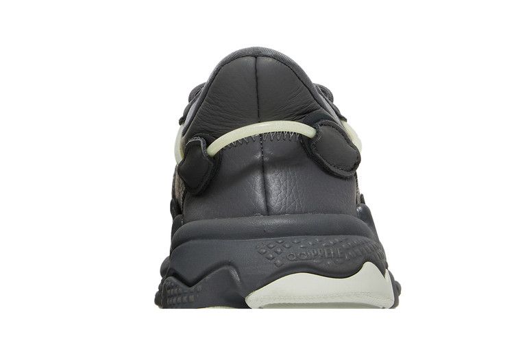 Женские кроссовки adidas Ozweego Серые Четыре (Женский) Серый Четыре/Прозрачно-коричневый/Пепельно-серебристый