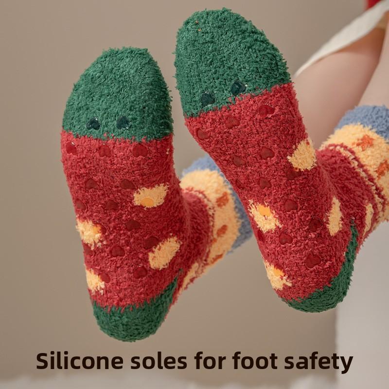 Коралловые бархатные носки для женщин, утолщенные, нелиняющие, мультяшные, пушистые, жаккардовые, спальные носки, нескользящие, теплые, домашние носки