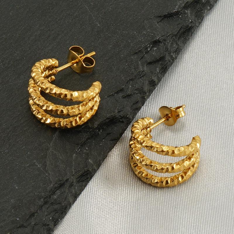 New fashion stainless steel three-layer exquisite earrings, high-end temperament earrings, simple and fashionable women
