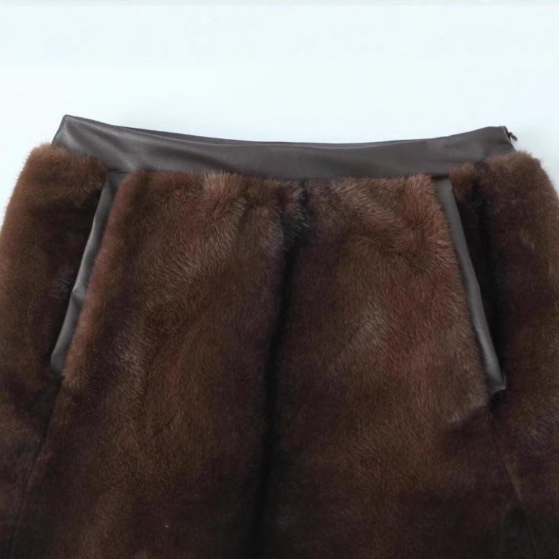 Юбка мини из искусственного меха в европейском и американском стиле - Коллекция Осень/Зима