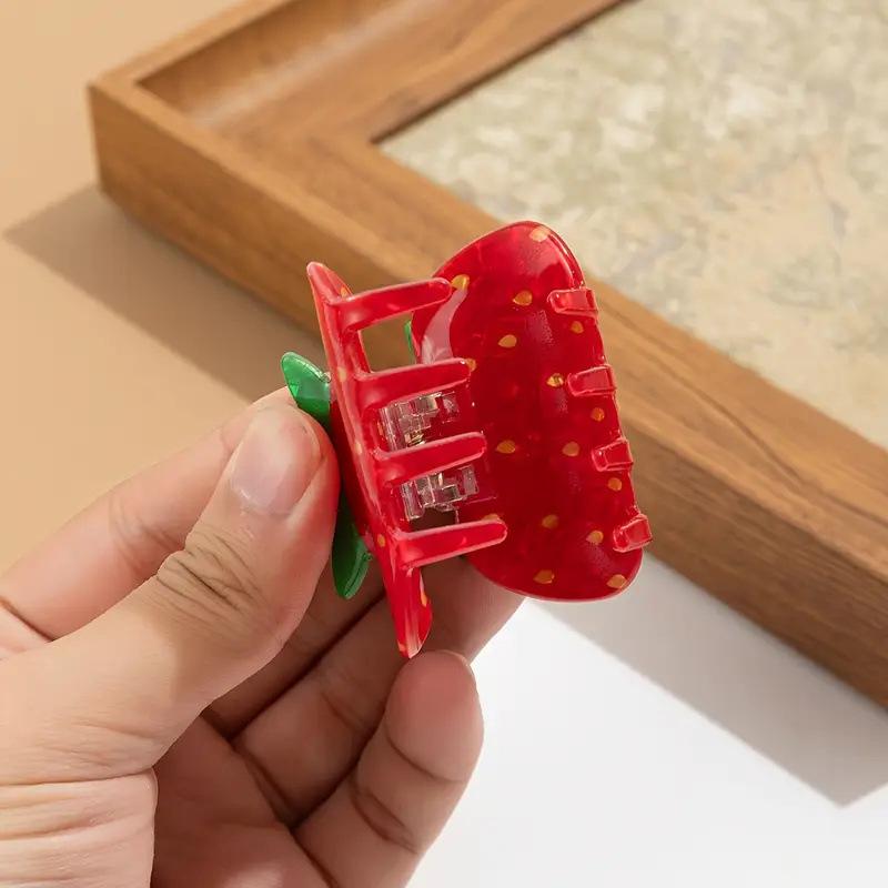 1 шт. Милая маленькая заколка для волос с клубничкой, мини-заколка для полупучка, модная заколка для хвоста, женский повседневный праздничный аксессуар для волос