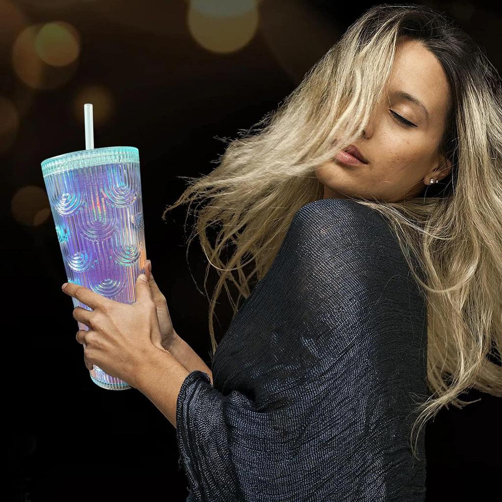 Стакан емкостью 24 унции с шипами, крышкой и соломкой, с двойной изоляцией, текстурированная чашка Venti многоразового использования - 100% без BPA