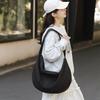 Large Capacity Fashion Dumpling Bag Women's Japanese 2025 Summer New Simple Shoulder Bag Niche Design Messenger Bag