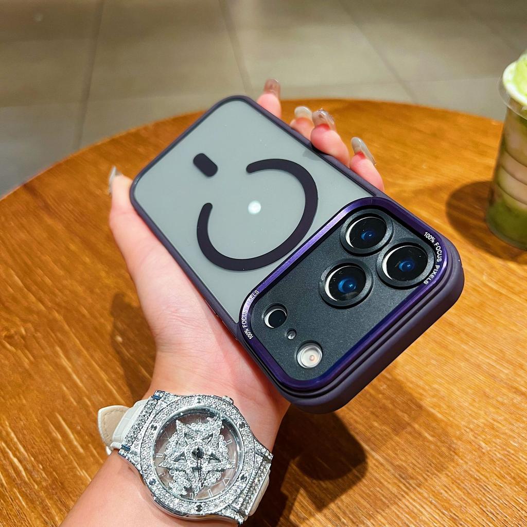 Магнитные чехлы для телефонов, подходящие для IPhone17promax, и чехлы для защиты металлических линз для IPhone 16