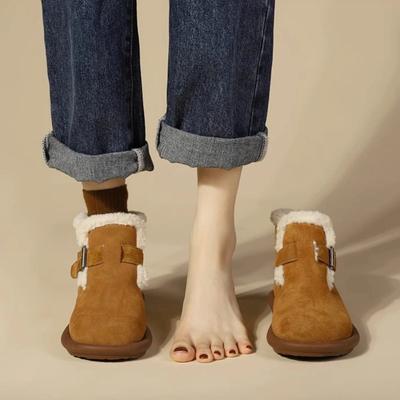 Мягкие кожаные короткие ботинки женские плюшевые хлопковые туфли 2024 зимние утепленные нескользящие зимние ботинки плюшевые туфли туфли на плоской подошве