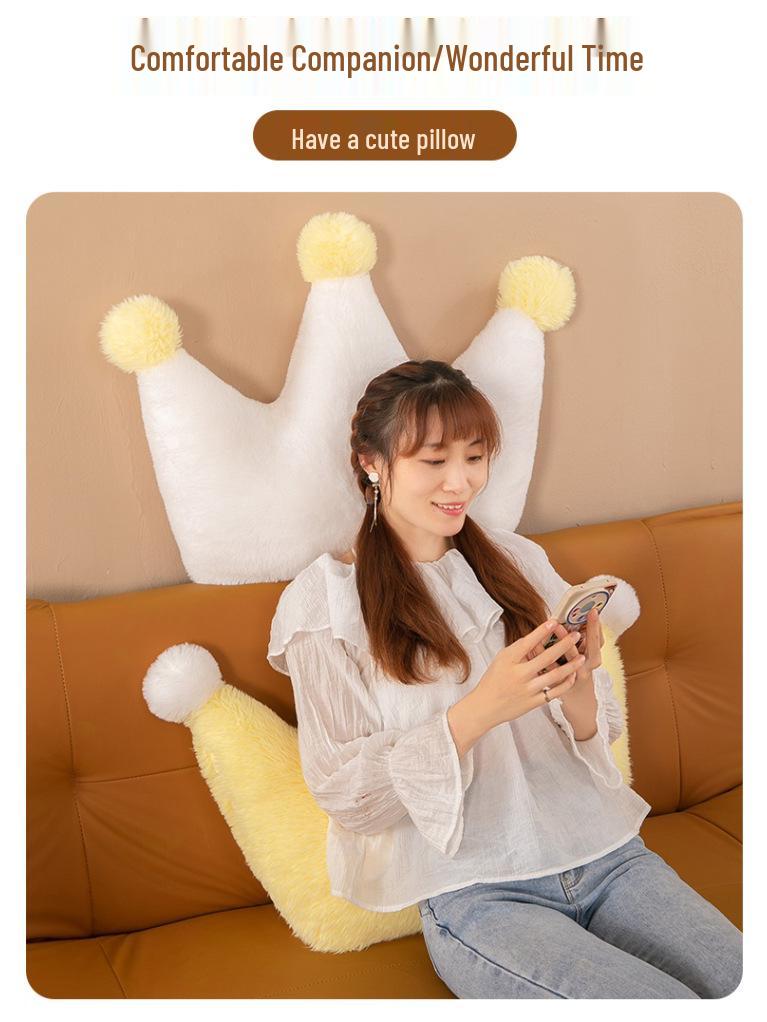 Crown Plush Cushion: Cute Girly Gift for Sofa, Bedside, and Bay Window