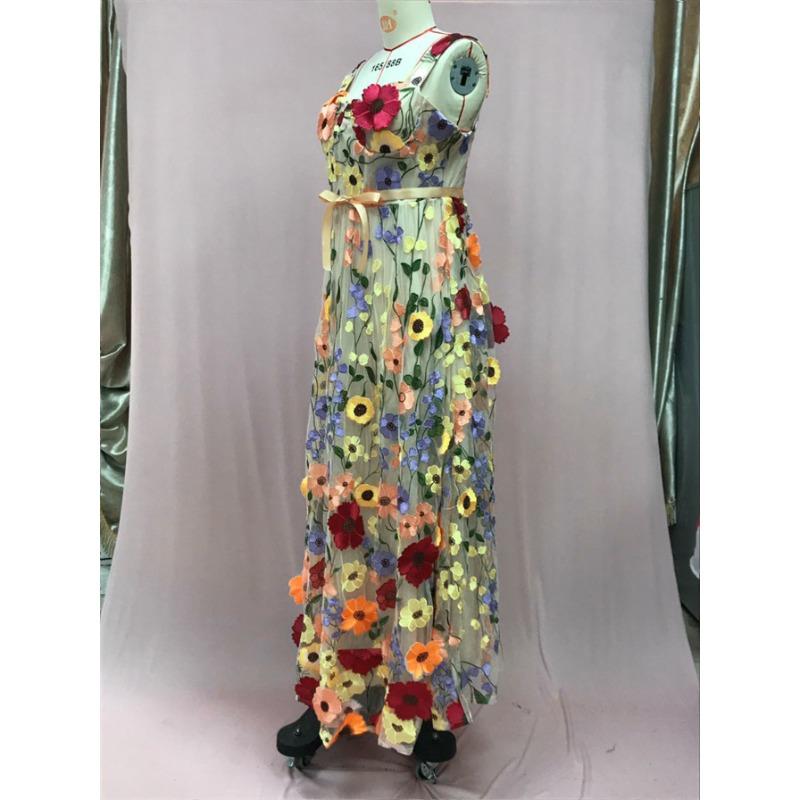 Women's Summer Three-dimensional Flower Embroidery Wrap Hip Sexy Dresses
