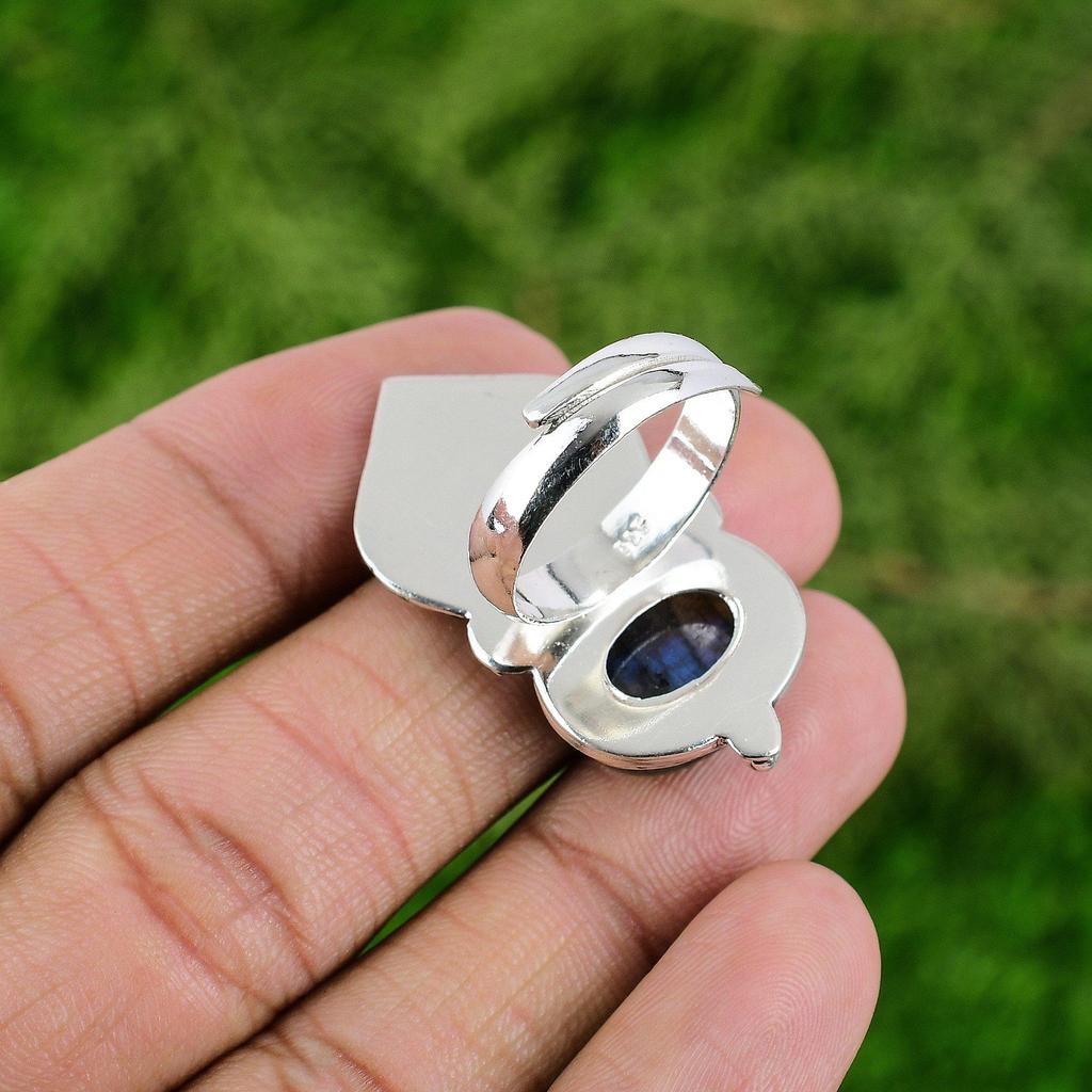 Распродажа ко Дню женщин Кольцо из серебра 925 пробы с лабрадоритом и птицей