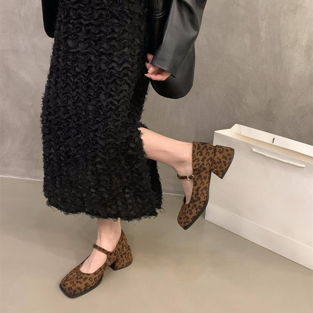 French Medium and High Heels Retro Suede Leopard Shoes Women's Shoes 2025 New Spring and Autumn Square Head Mary Jane Small Leather Shoes