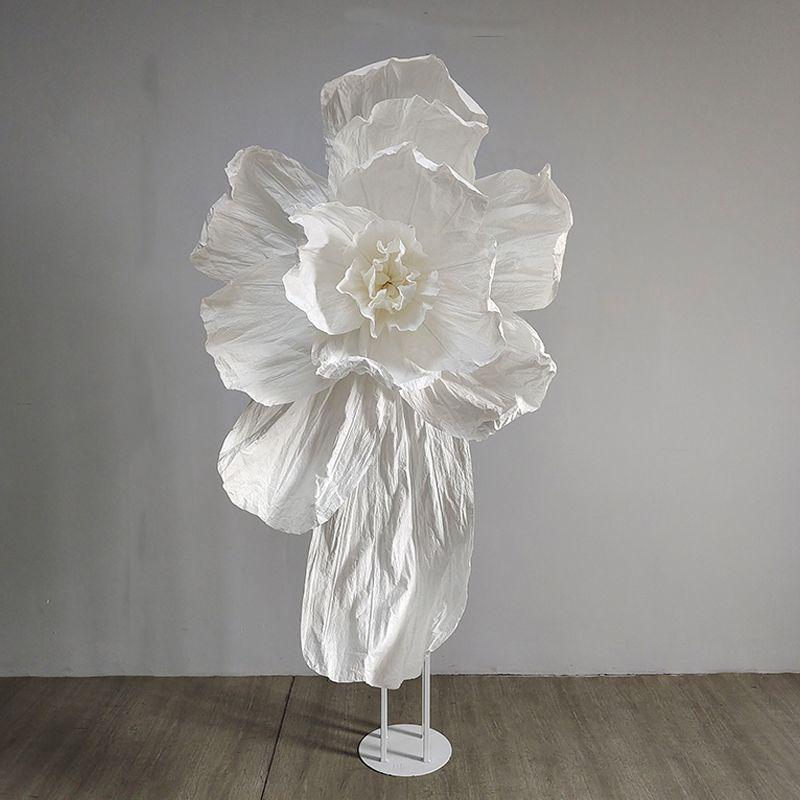 Большое свадебное бумажное цветочное украшение - Плиссированные пластиковые цветы для фона отеля, Гигантские бумажные цветы для фотосессии, Готовое изделие