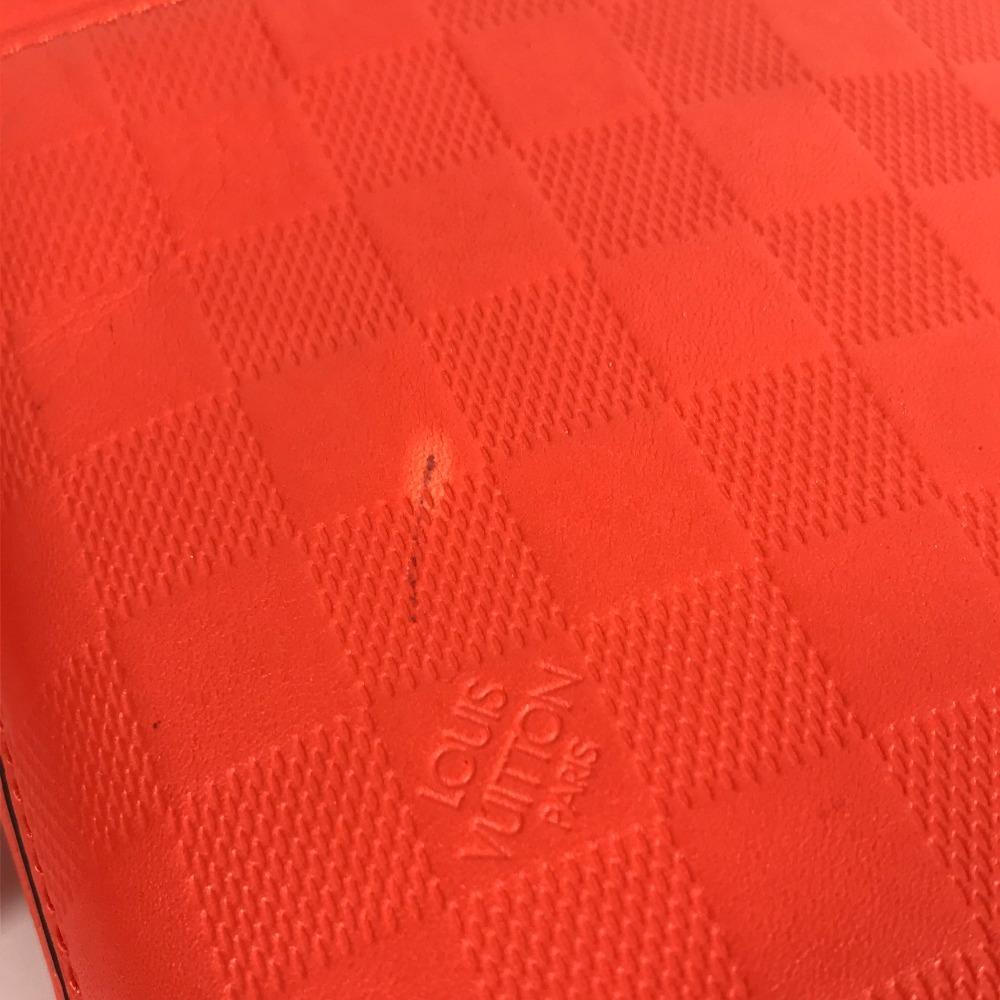 Louis Vuitton N23356 Damier Infini Pochette District Pochette Shoulder Bag