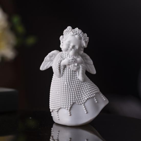Resin Angel Statue Hug Heart Candlestick Shape Ornament Angel Sculpture Comfortable Feel Angel Ornament