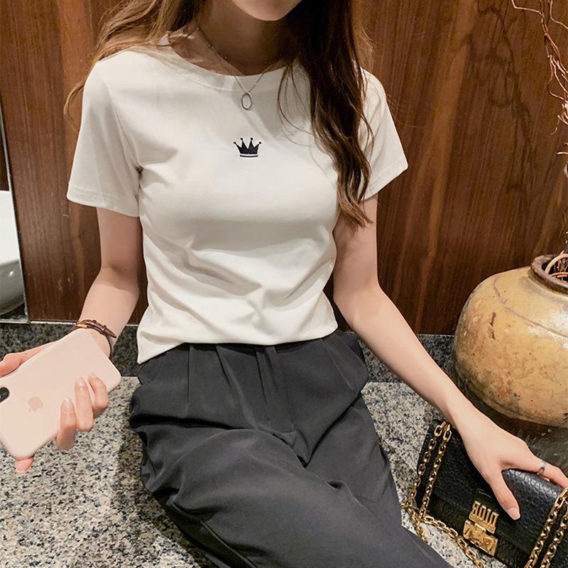 New Summer Slim-fit Embroidered Round Neck Short-sleeved T-shirt for Women's Students' Base Top