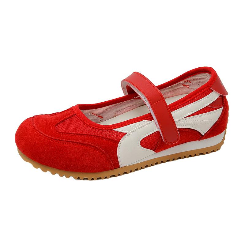 Обувь для отдыха отлично подходит для повседневной спортивной одежды.