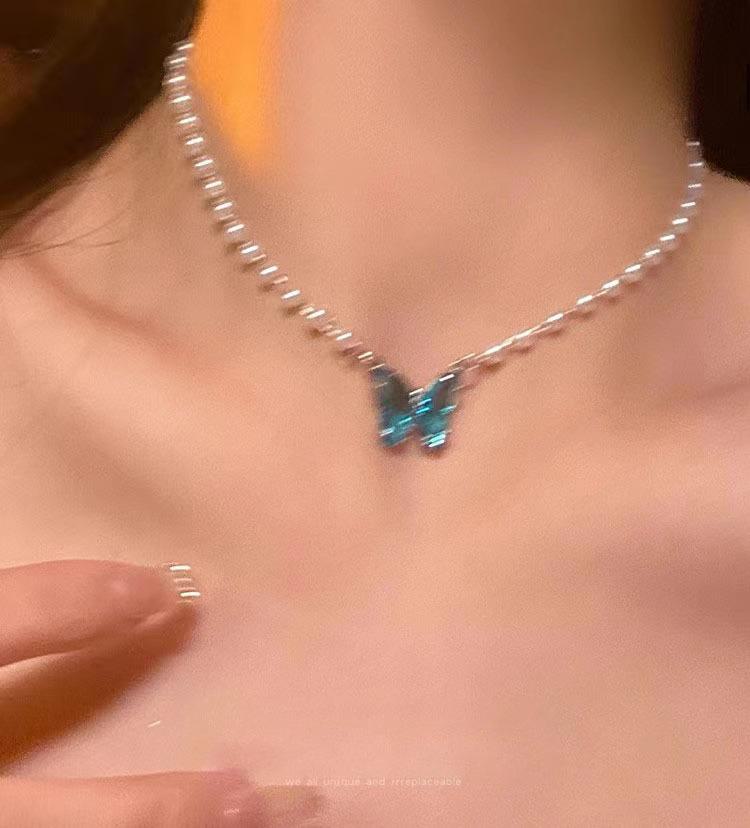 2025 Elegant Butterfly Pearl Necklace - Light Luxury, Sweet Clavicle Chain, Niche Design for Versatile Styles