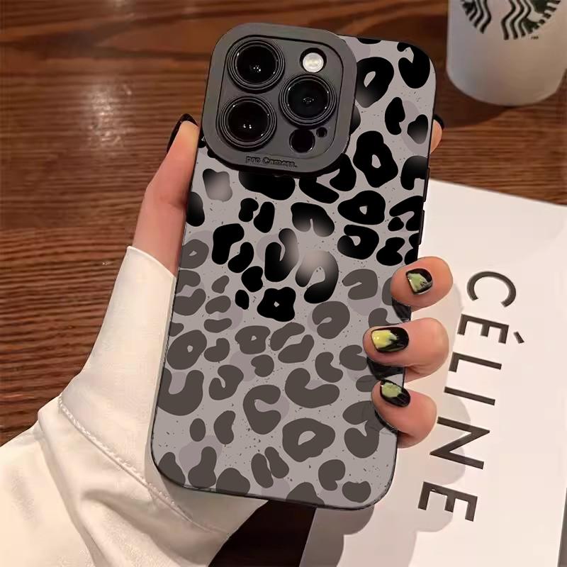 Black Eyes And Leopard Print Phone Case For iPhone 17 16 15 14 13 12 11 Pro Max XS X XR Plus 16E Air Shockproof Bumper Cover