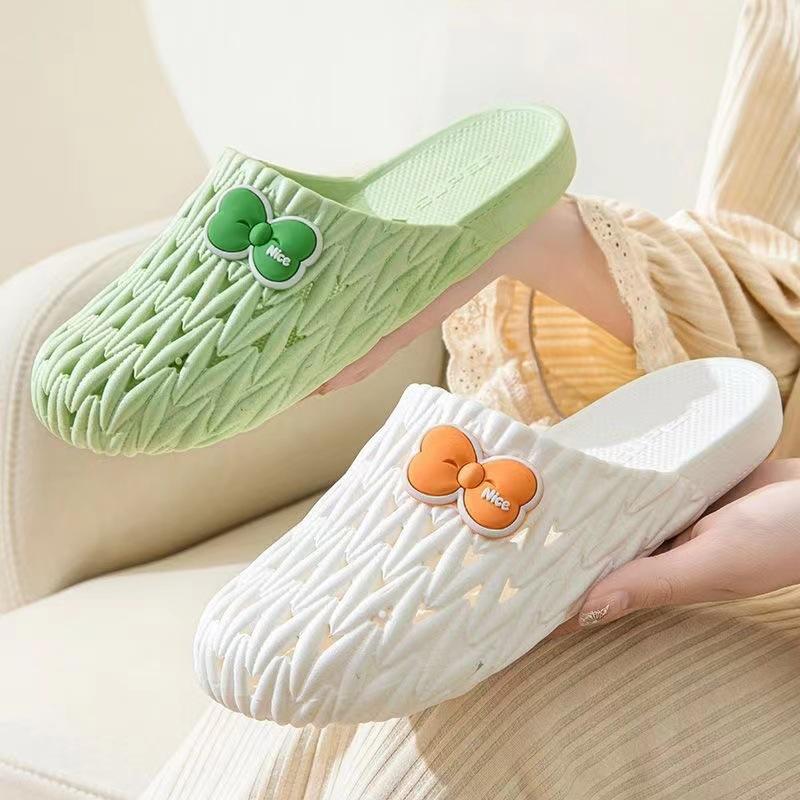 2025 летние новые дырочные туфли-мешки с головным убором женские нескользящие милые повседневные домашние туфли с мягкой подошвой для ванной комнаты дышащие