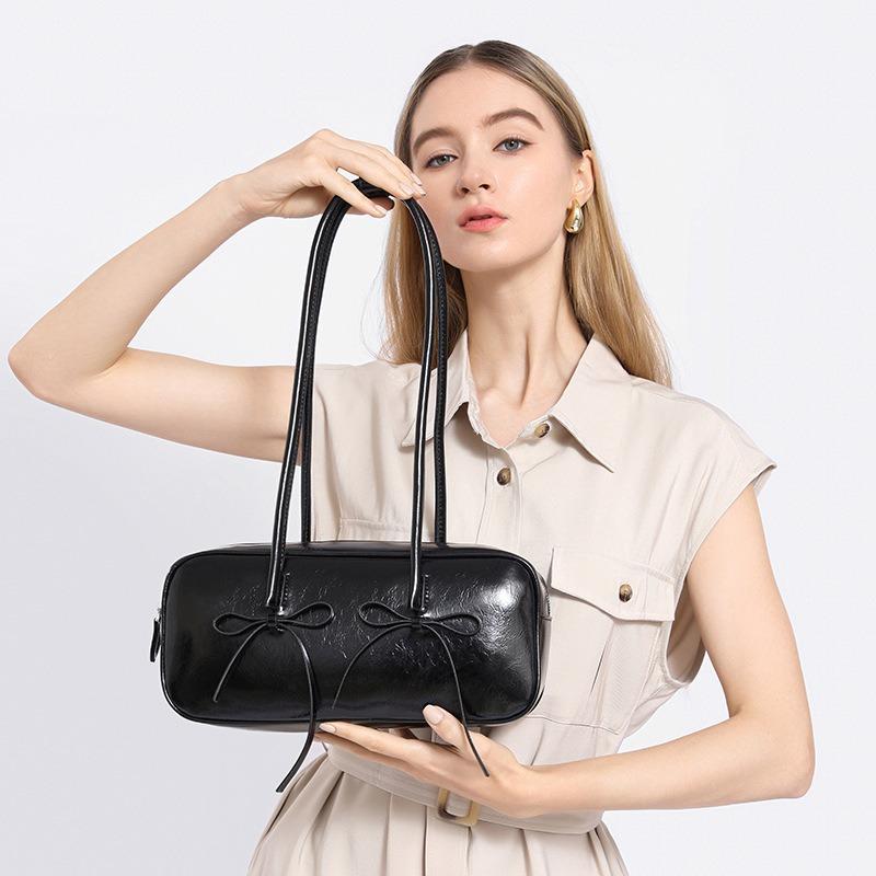 Korean Style Trendy Hot-Selling Ballet Style Simple Underarm Bowling Bag for Women Versatile Personality Commuting Fashionable Shoulder Bag
