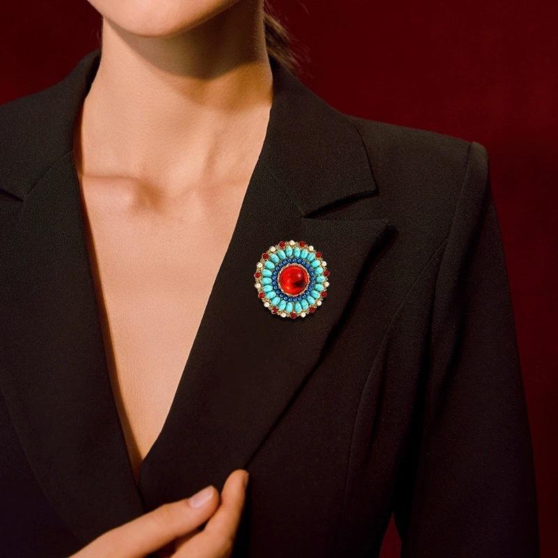 Creative Alloy Brooch Creative Accessories Badge