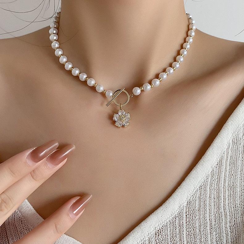 Zircon Flower Pearl Necklace Нишевый Дизайн 2025 Цепочка на Ключицы Летняя Универсальная Аксессуары с Застежкой OT