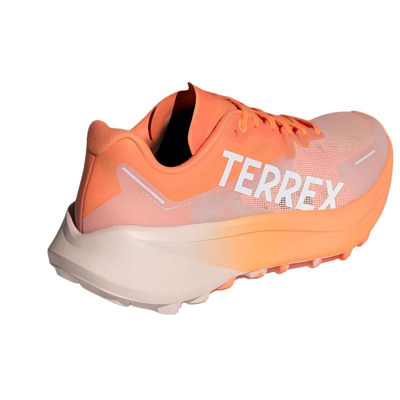 adidas Кроссовки женские Terrex Agravic 3 Trail янтарный оттенок кристально-белый пудрово-лиловый IG6582