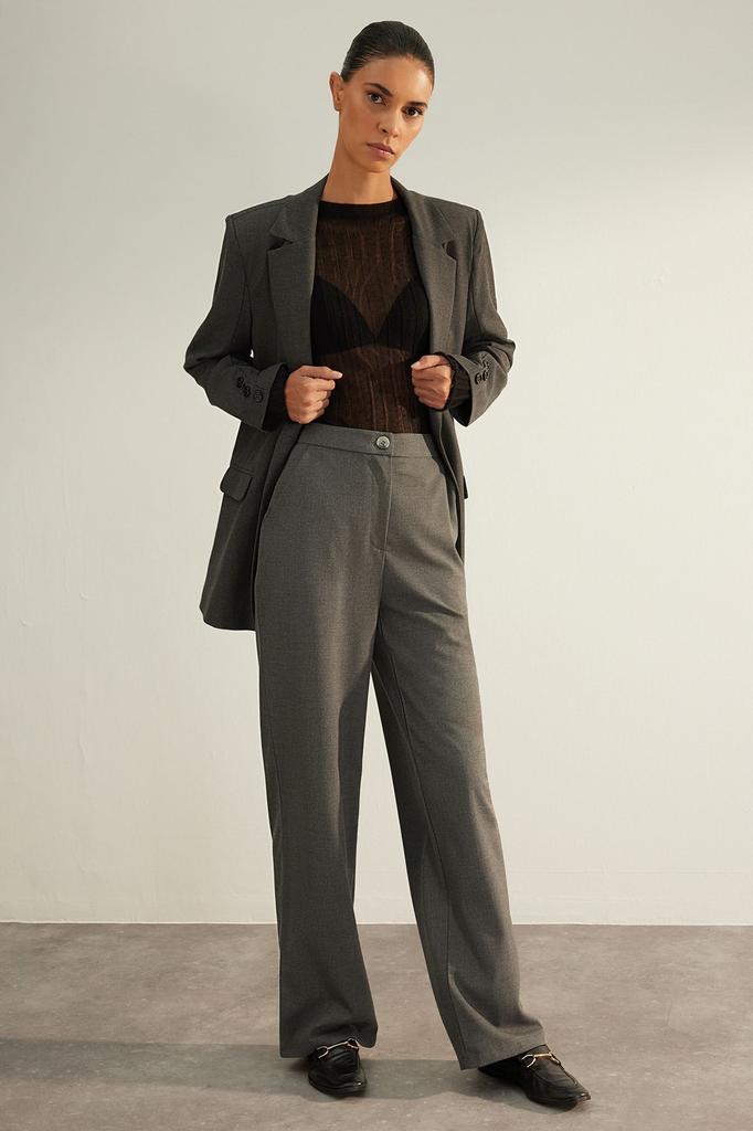 Женские стильные брюки антрацитового качества. Широкие тканые брюки премиум-класса.