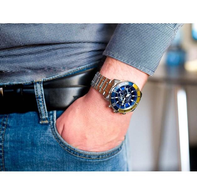 Часы Bulova 98A245