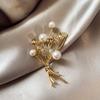 Wheat Ear Pearl Bouquet Brooch for Women High-end and Elegant High-end Brooch Pin Niche Anti-glare Clasp