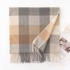 Scarf with A High-end Feel, Versatile, Thick, Autumn and Winter Check Pattern, Warm and Cozy, Soft To The Touch.