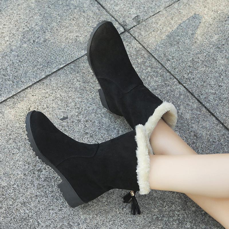 Женские замшевые ботинки Martin 2021 года, осень/зима — короткие, плоские, с круглым носком, с хлопковой подкладкой