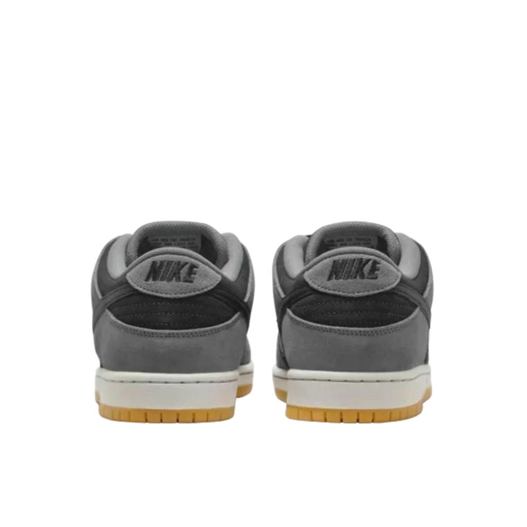 Nike SB Dunk Low Dark Smoke Grey