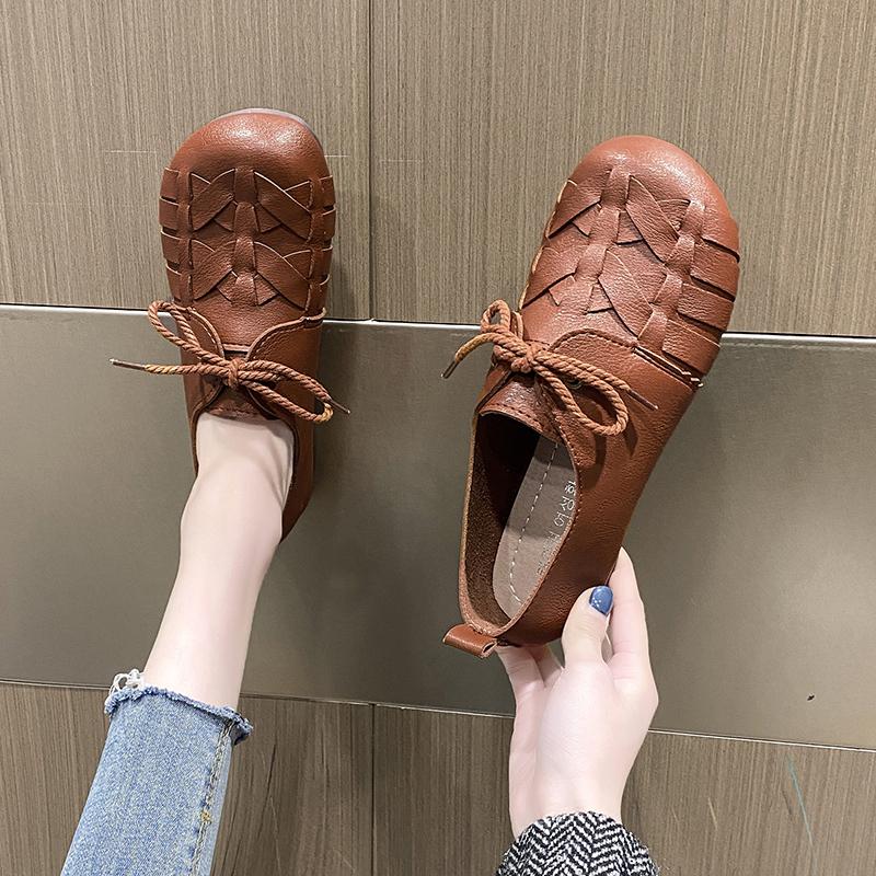 2024 2024 Женские новые весенне-летние туфли с круглым носком и плоской подошвой Женские кожаные туфли с мягкой подошвой Одинарные туфли