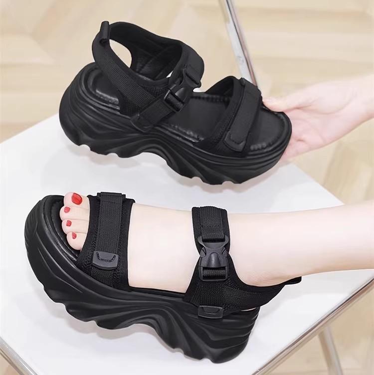 Daddy Sandals Women's Summer New Versatile Skirt Muffin Thick Sole Heightening Soft Sole Casual Beach Shoes