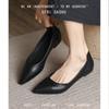 Черные туфли-лодочки женские на низком каблуке универсальные 2025 новые из мягкой кожи рабочие туфли балетки женские с мелким вырезом острый носок