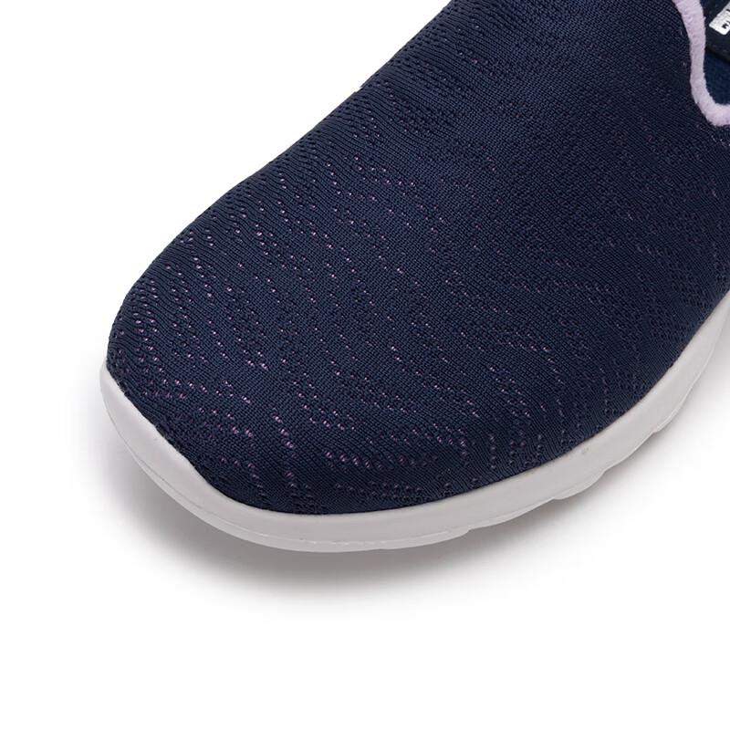 Skechers Женские мокасины для ходьбы на флисовой подкладке