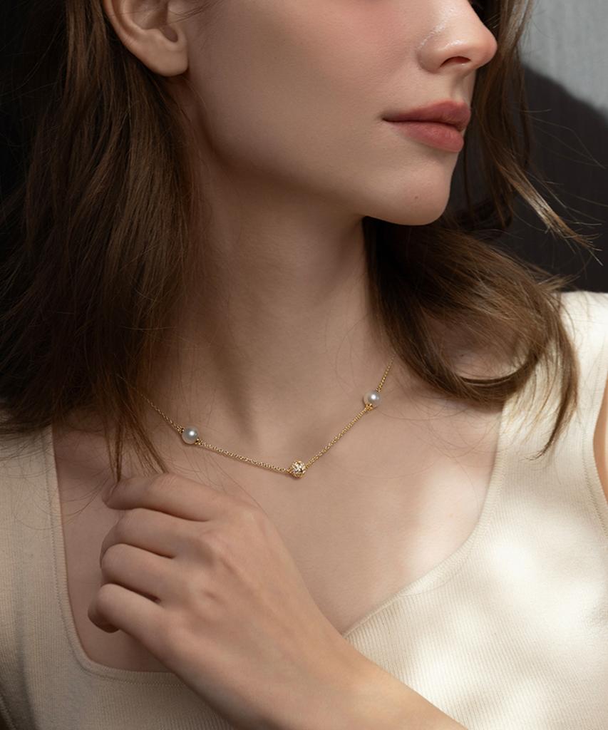 Lola Rose Heliocentric Cubic Chain Pearl Necklace