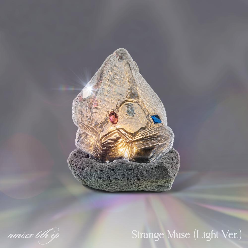 Предзаказ 6-го мини-альбома NMIXX Strange Muse, версия Light. И МАГАЗИН ПОБ