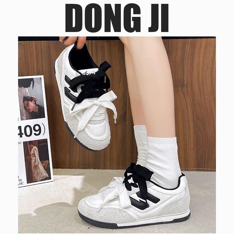 A Pair of Shoelaces, German Training Shoes, Spring 2025 New Internet Celebrity Versatile Casual Board Shoes, Women's Korean Retro Little White Shoes