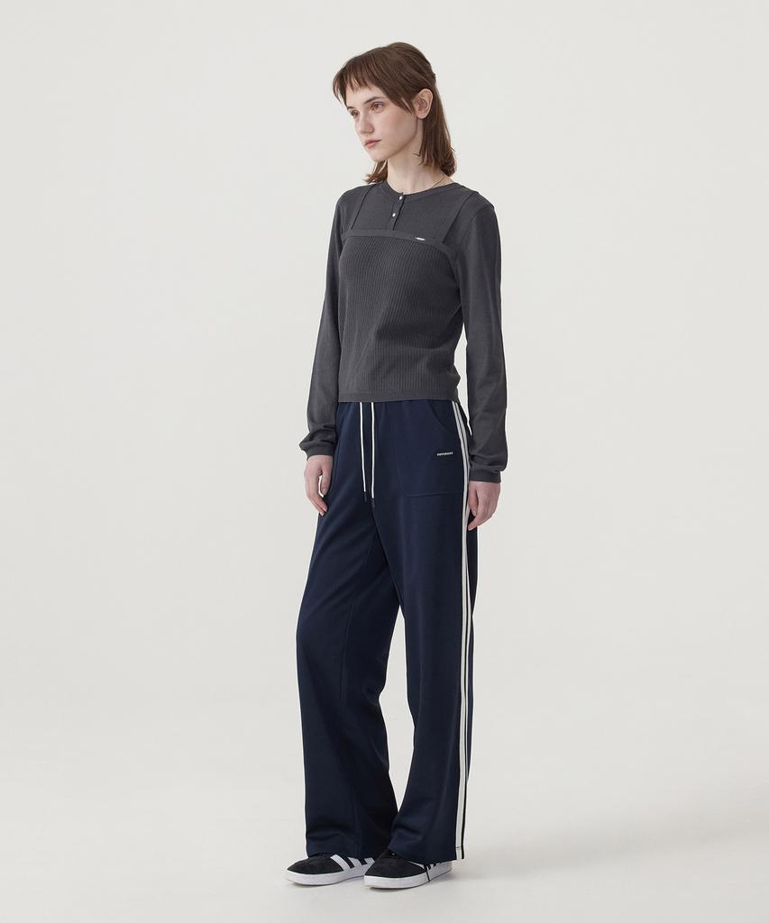 COVERNAT WOMAN Layered Round Neck Knit Charcoal