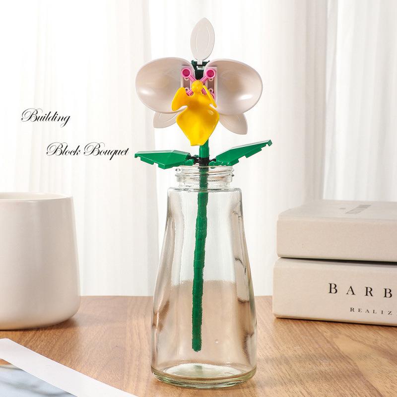 Tulip Lego-Compatible Everlasting Flower Building Blocks: Puzzle Ornament Potted Plant Toy, Valentine's Day Rose Gift.