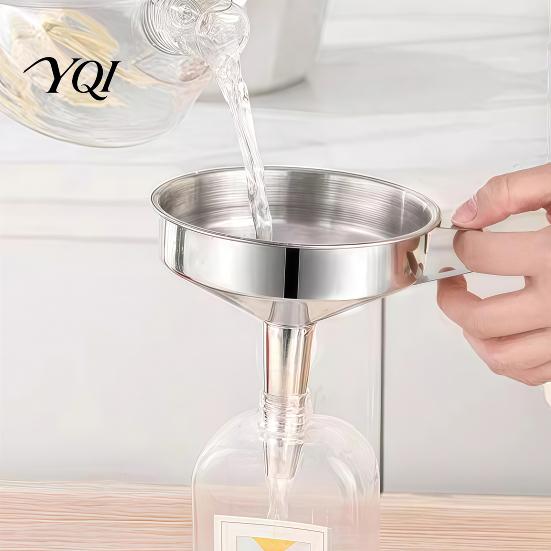 Metal Kitchen Strainer for Spices Stainless Steel Funnel with Filter And Handle, Leak Proof Wide Mouth Heavy Duty Funnel, Filling Oil Juice
