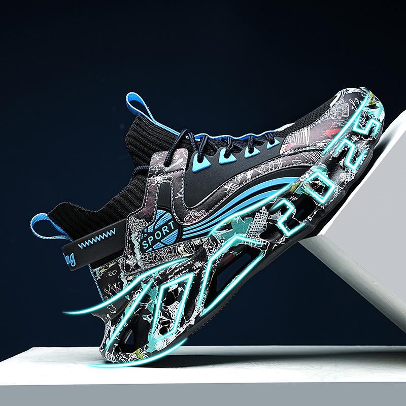 Trendy Men's Summer Flying Woven Blade Running Shoes - Large Size, Fashionable Korean Style