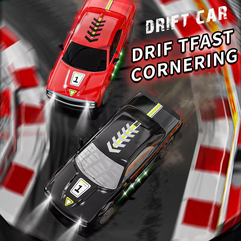 Новый 1:20 RC CAR со светодиодной подсветкой 4WD 2.4G AE86 Drift Cars Professional Racing Toys GTR Model for Children Toys Gifts