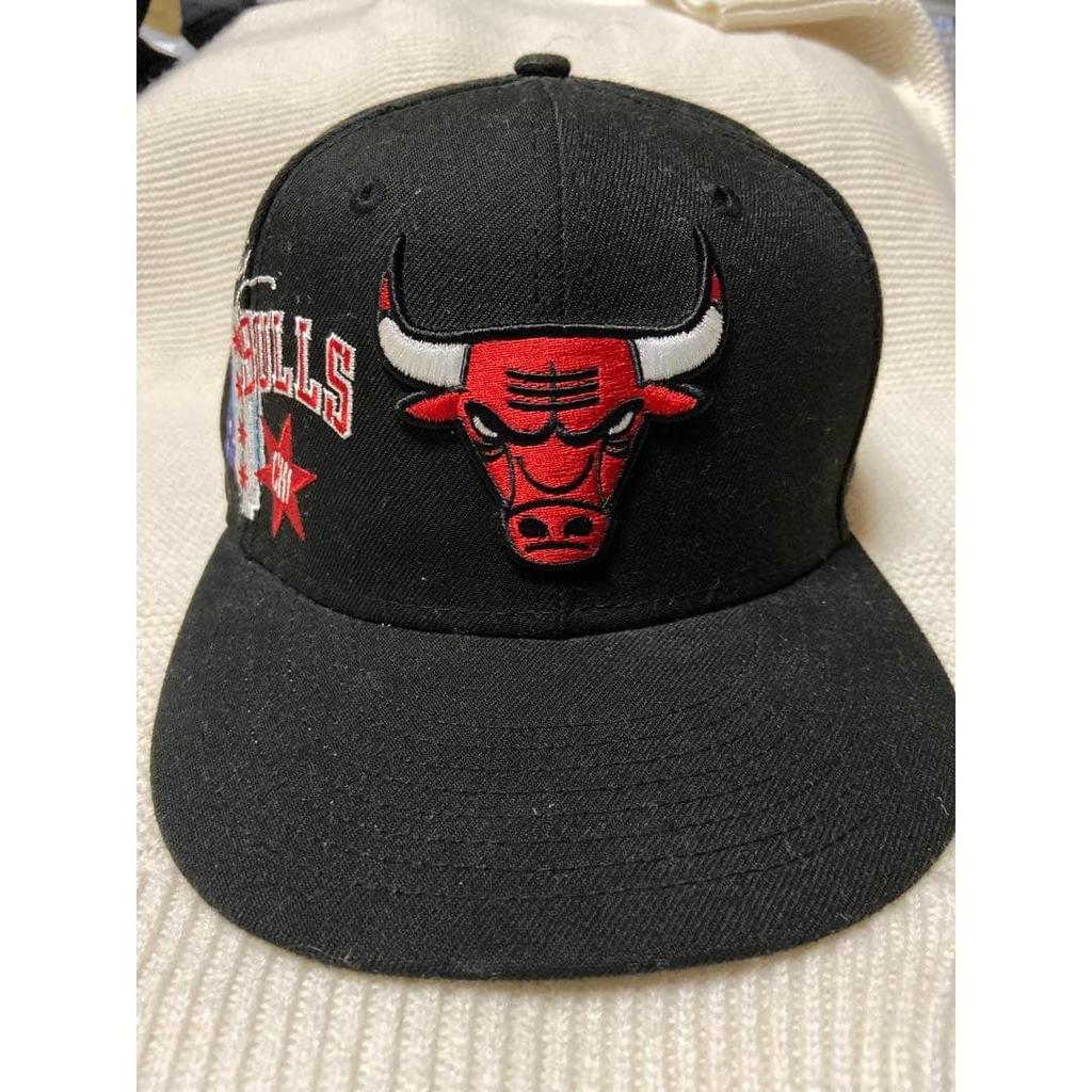 Б/у кепка Chicago Bulls с вышивкой New Era