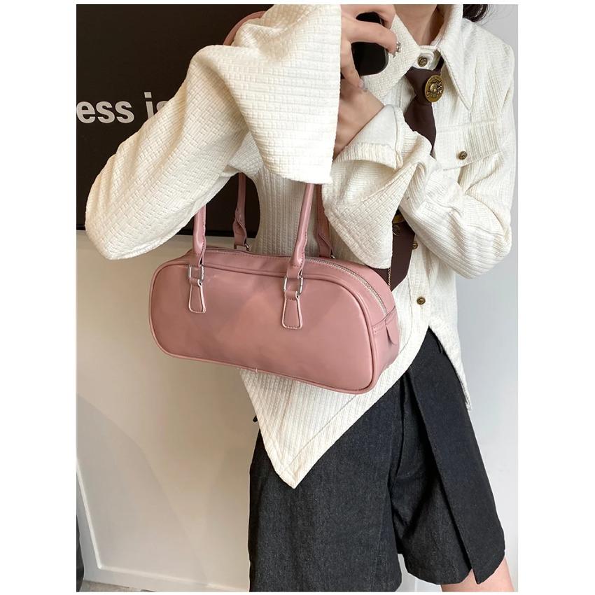 Retro Commuter Shoulder Bag Women's New High Quality Soft Leather Underarm Bags Elegant Red Bride Bag Wedding Handbags
