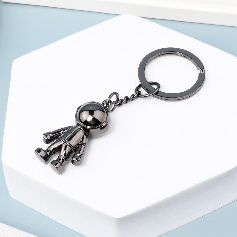 Astronaut Spaceman Keychain: Personalized Men's Metal Car Logo Pendant Gift