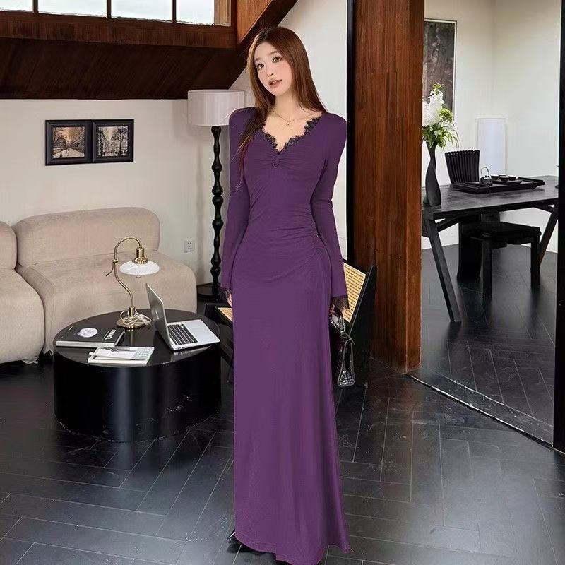 French simple lace V-neck purple dress, early autumn new bottom hip-wrapped temperament slim dress