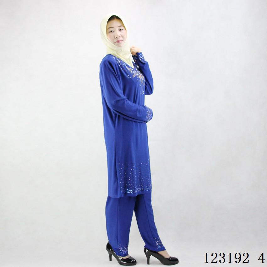 Traditional Muslim Women's Prayer Dress with Crystal Embellishments - Long Cotton Robe