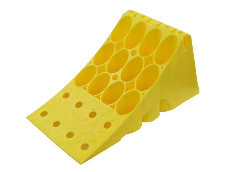 Пластиковые противооткатные упоры размера XXL.