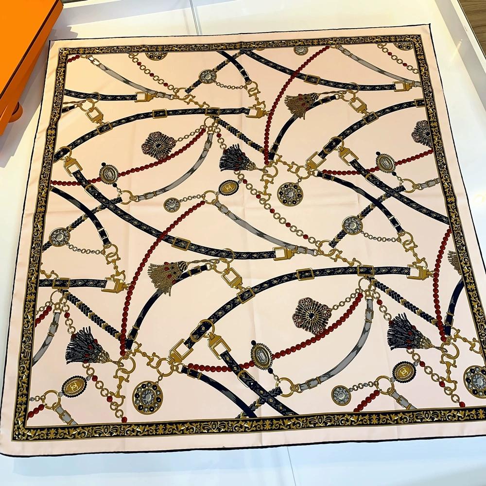 90cm Manual Hand Rolled Twill Silk Scarf Women Chain Design Printed Square Scarves Curled Foulard Femme Bandana Hijabs